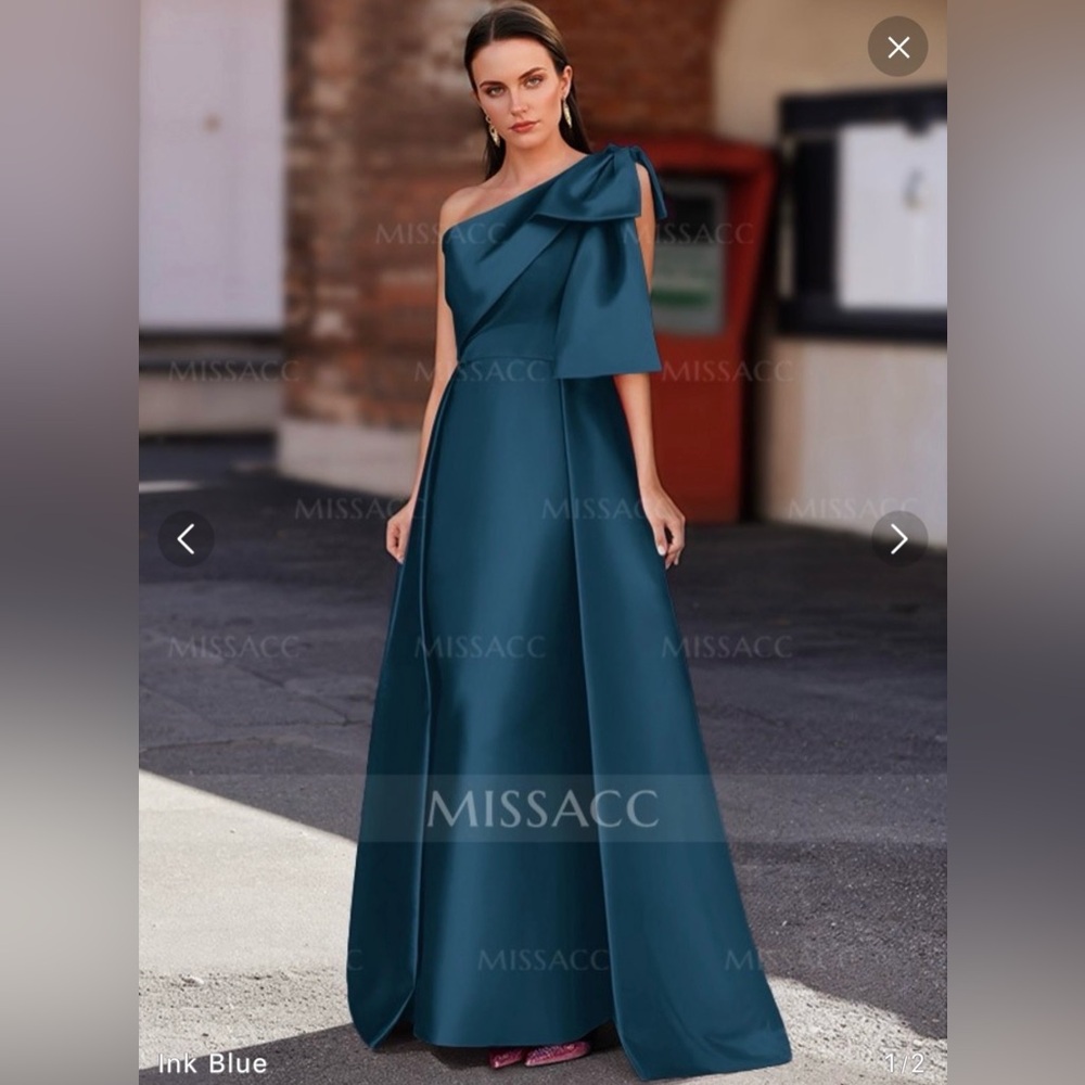 NWT Missacc royal blue formal gown